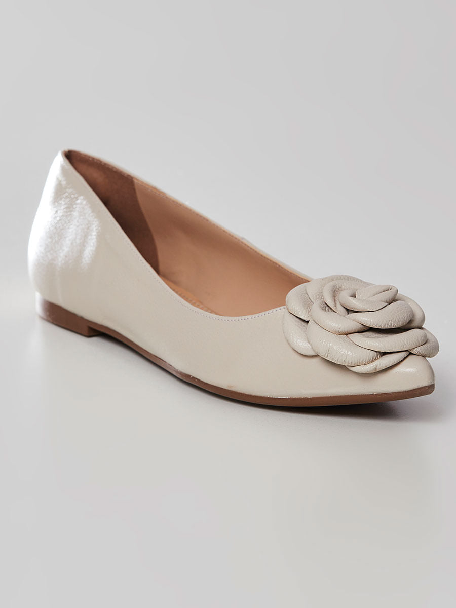 Sapatilha Bico Fino Flor Offwhite