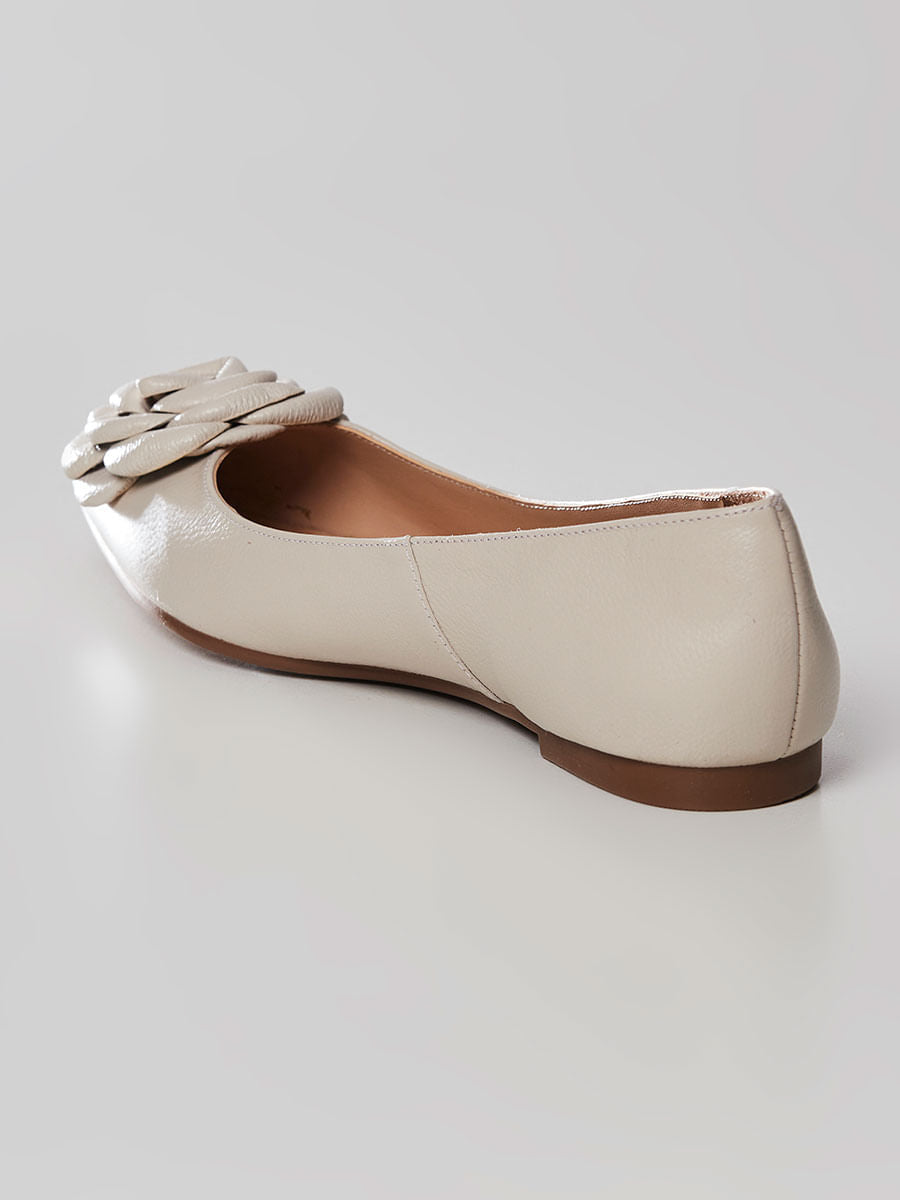 Sapatilha Bico Fino Flor Offwhite
