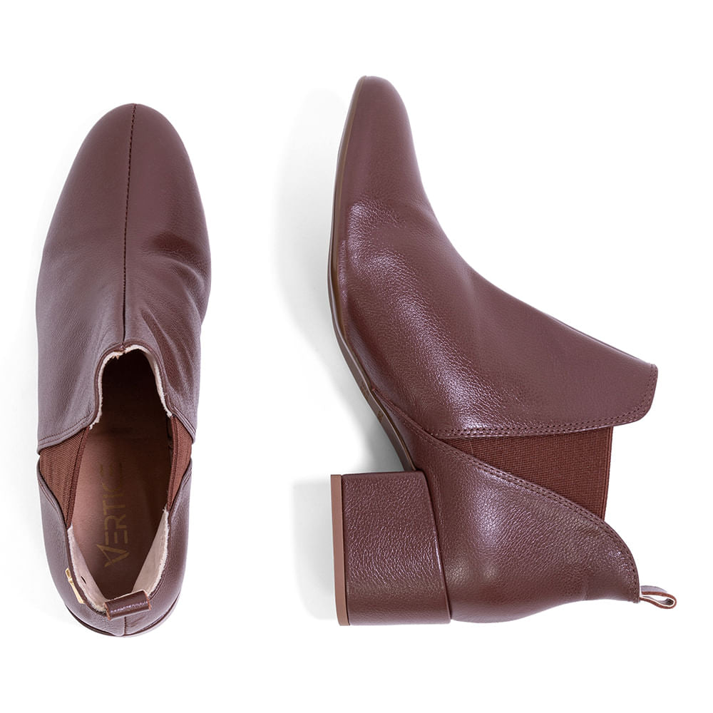 Bota Feminina Cano Curto Salto Baixo Marrom