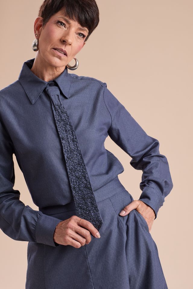 Camisa Alfaiataria micro estampa azul