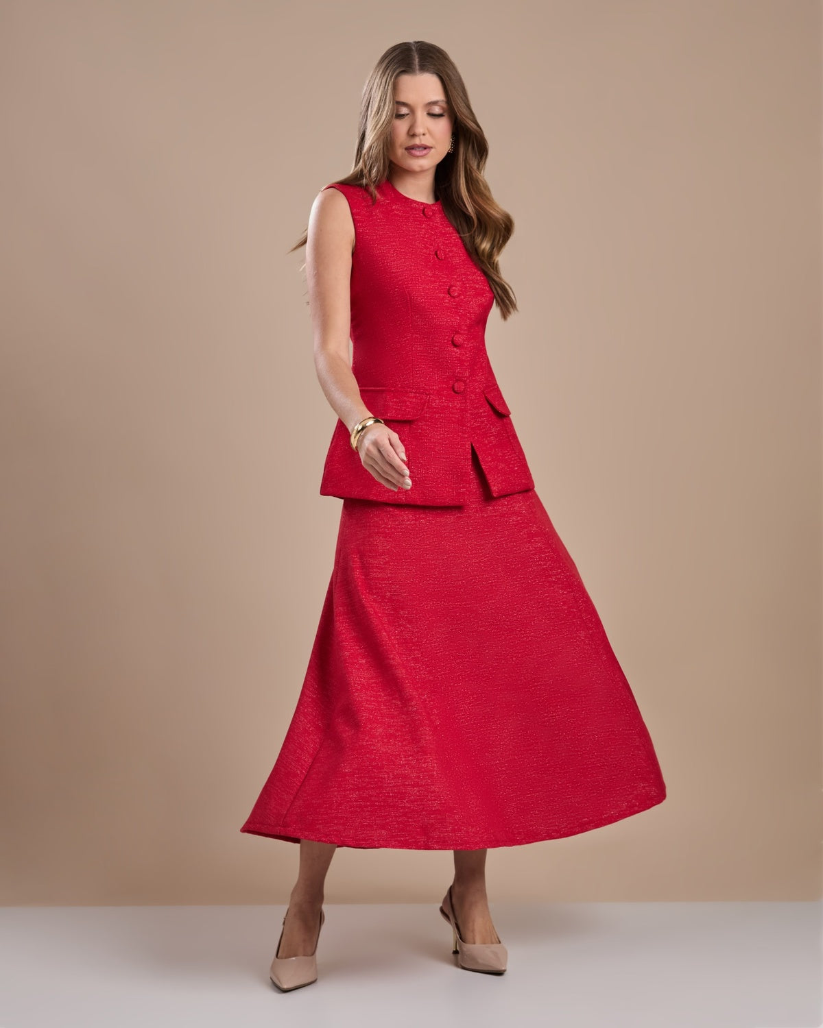 Conjunto Saia e Conjunto Vermelho