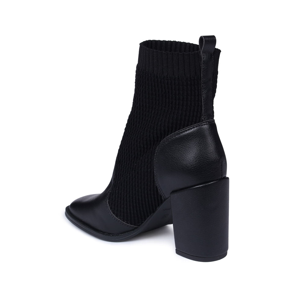 Bota Cano Médio Recorte Meia Salto Bloco Preto