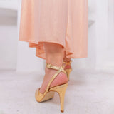Scarpin Salto Fino com Globo de Strass Ouro
