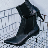 Bota Couro Bico Fino Elastico Preto