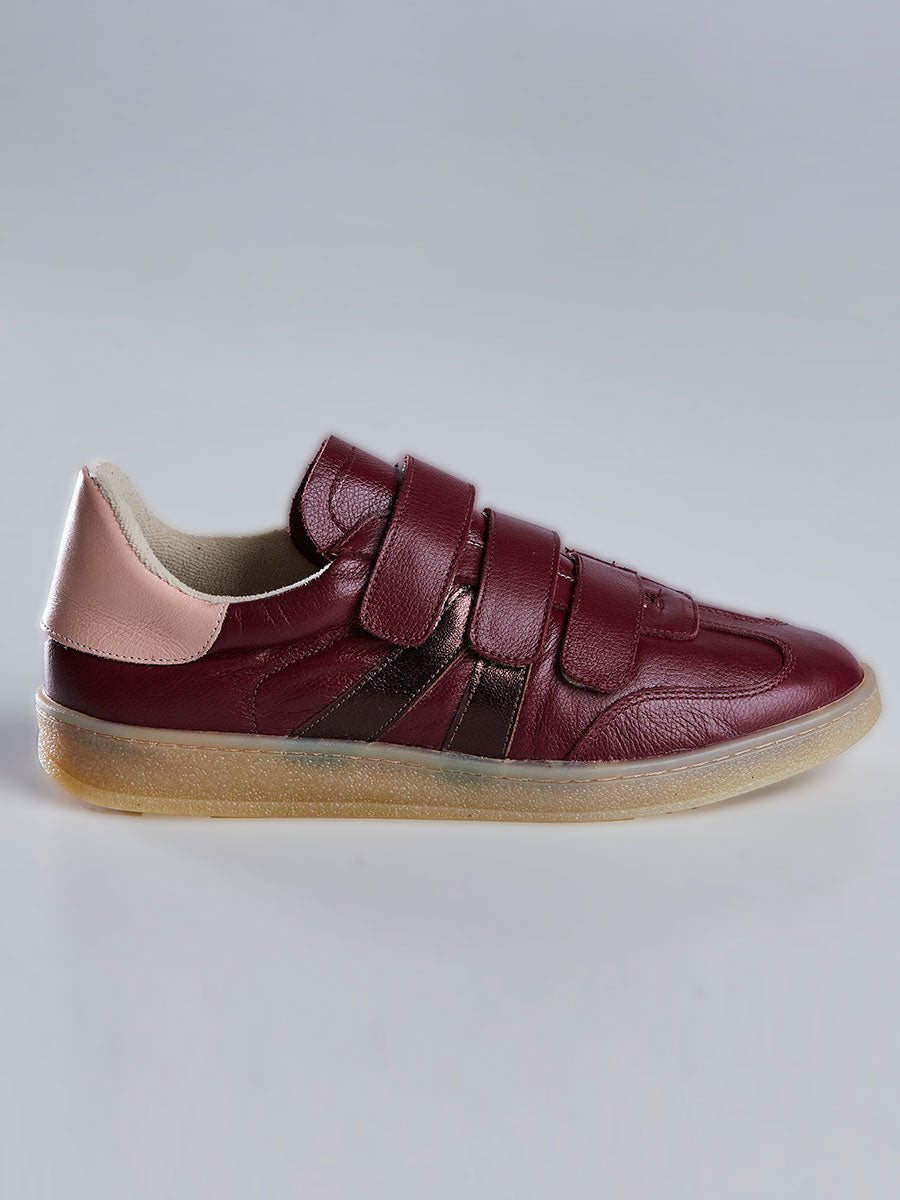 Tênis Casual Feminino com Tiras de Velcro Marsala