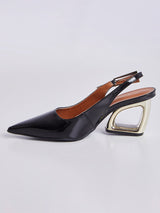 Scarpin Com Salto Geometrico Vazado Preto