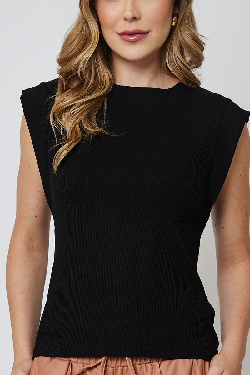 Blusa Muscle Tee Malha Conforto Linho Preto
