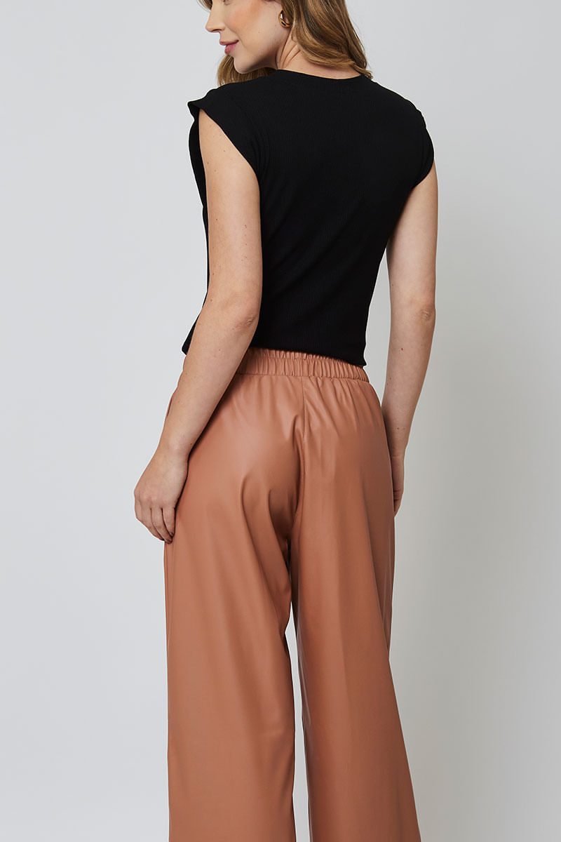 Blusa Muscle Tee Malha Conforto Linho Preto