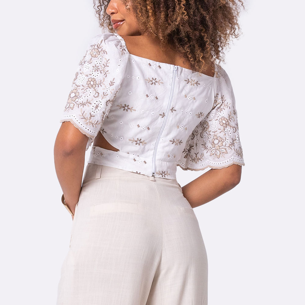 Blusa Manga Sino Bordada Nude