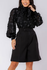 Blusa Chiffon Flor 3D Manga Longa Preto
