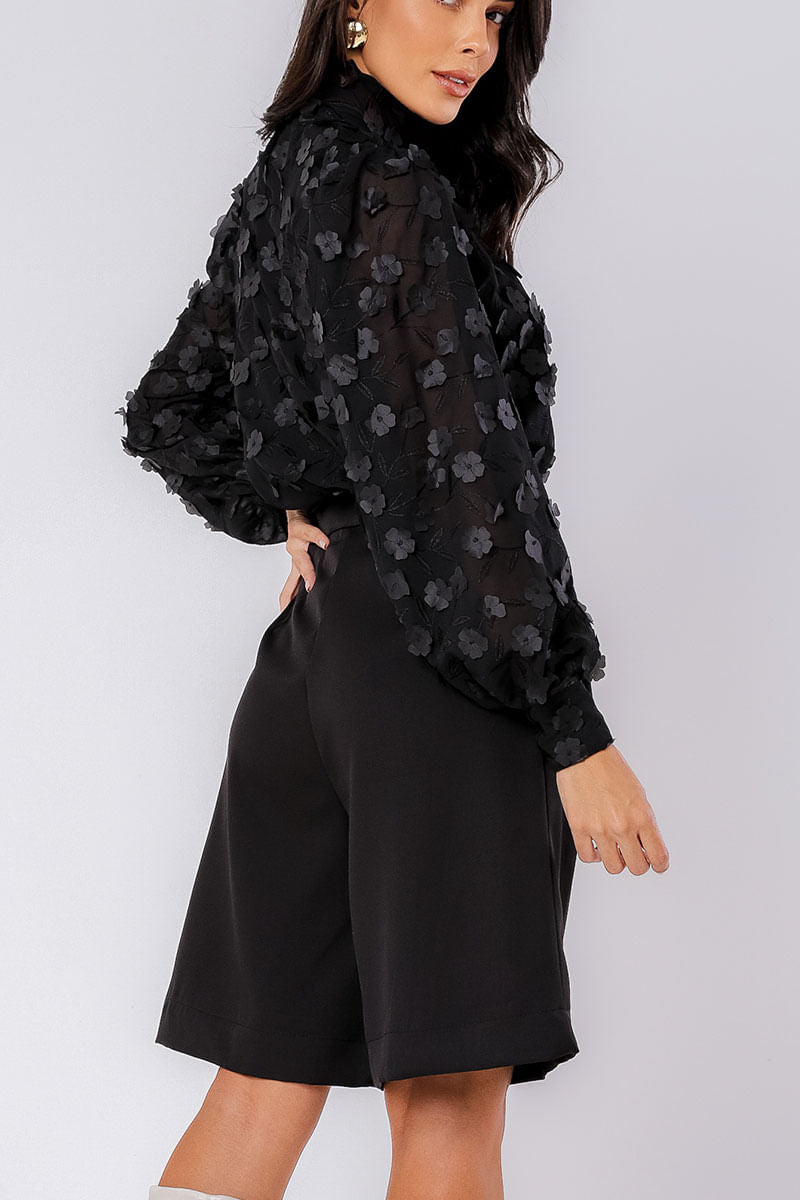 Blusa Chiffon Flor 3D Manga Longa Preto