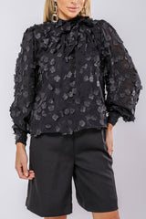 Blusa Chiffon Flor 3D Manga Longa Preto