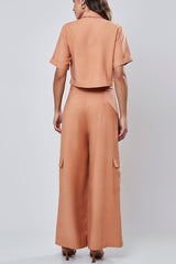 Calça Texturizada com Bolsos Camel