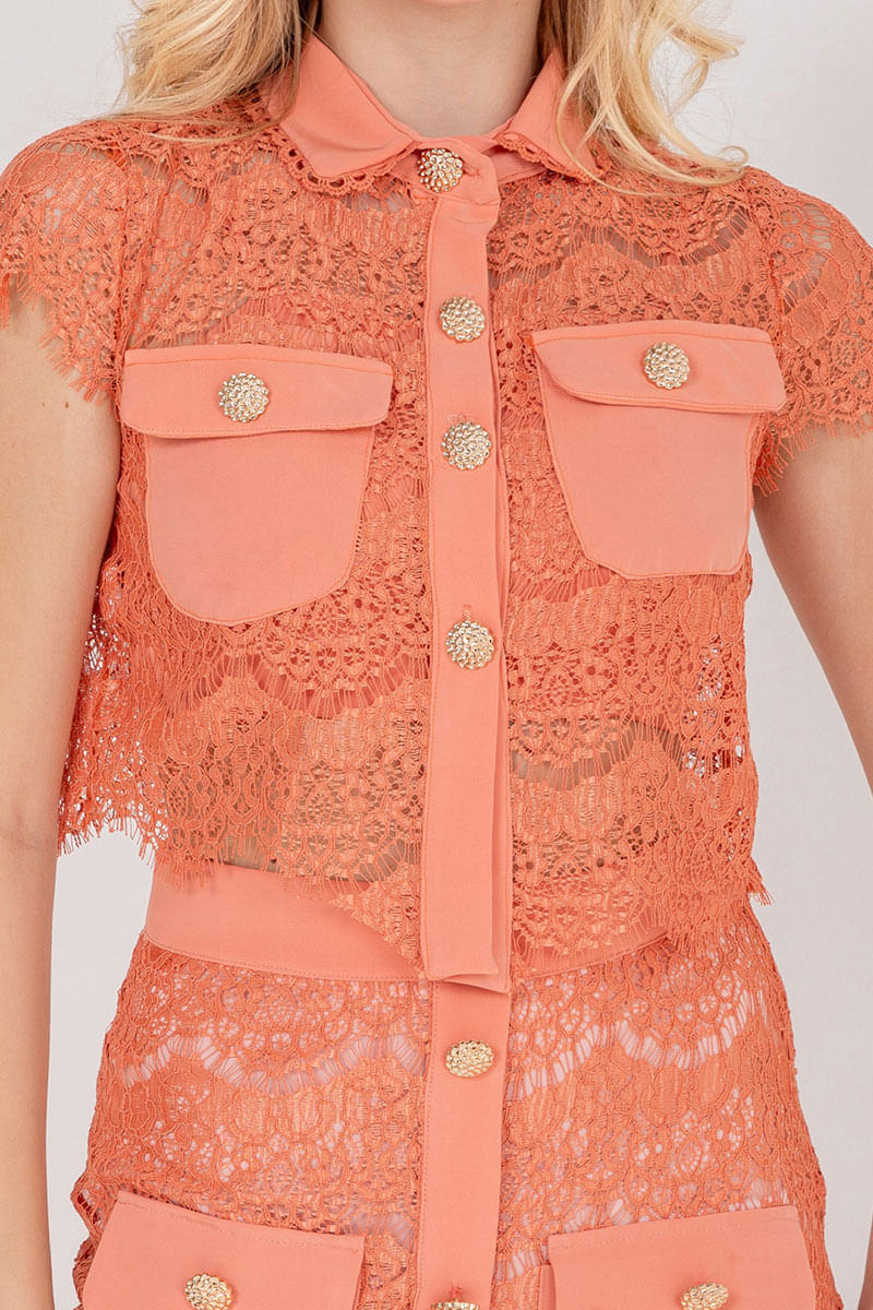 Camisa de Renda com Bolsos Coral