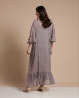 VESTIDO MIDI BORDADO DECOTE V CINZA
