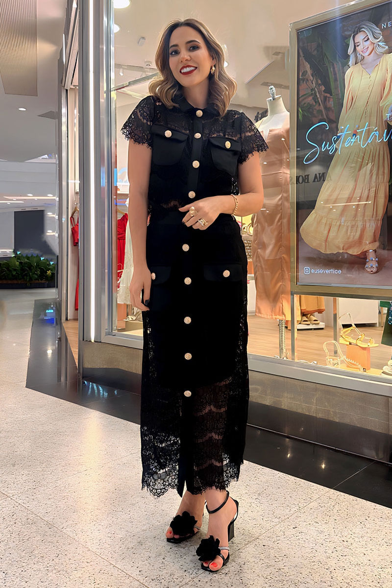 Camisa de Renda com Bolsos Preto