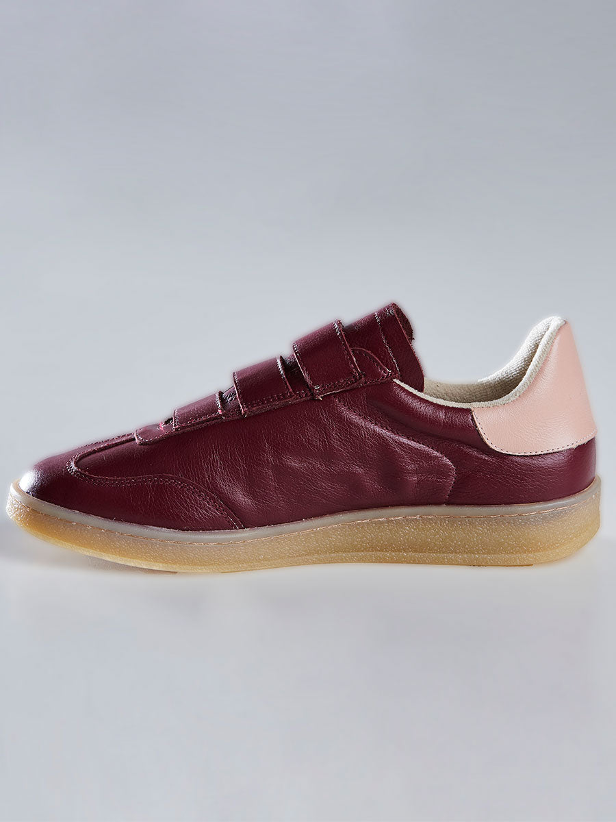Tênis Casual Feminino com Tiras de Velcro Marsala