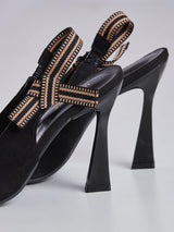 Scarpin Slingback com Tira Listrada Preto